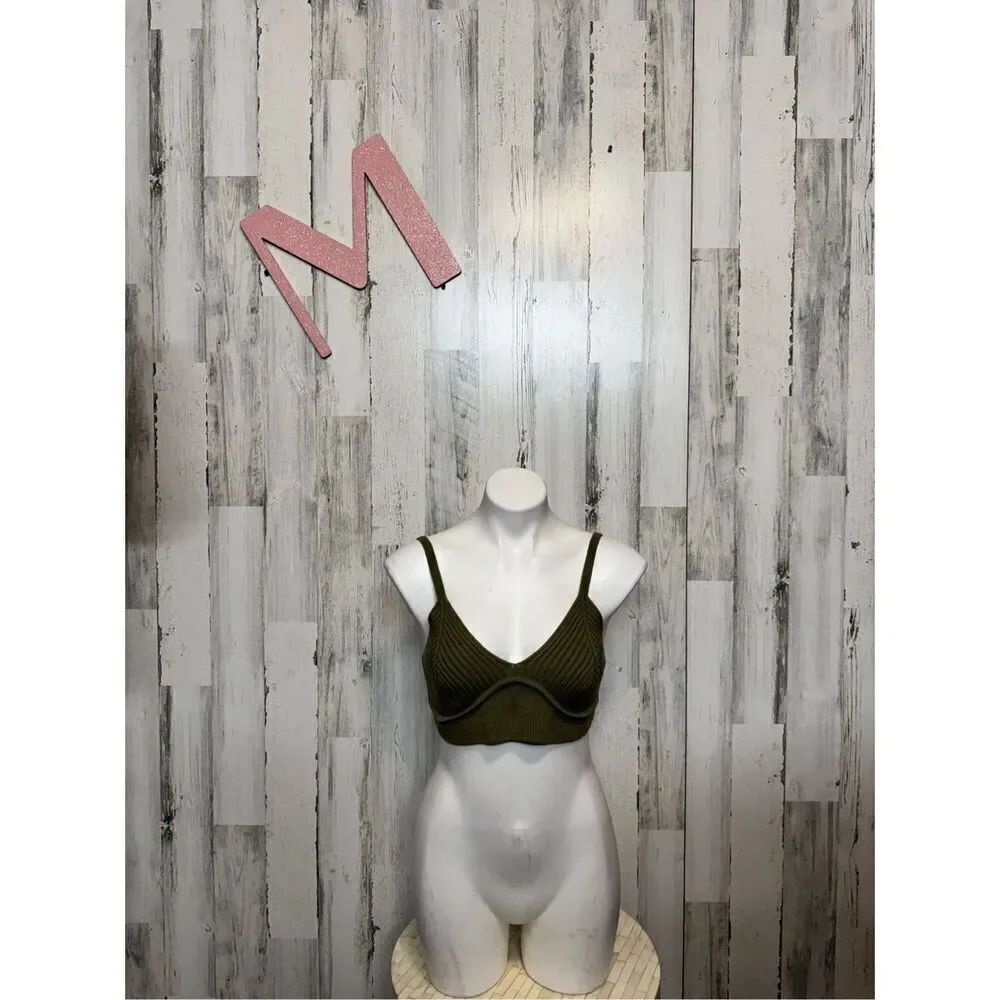 Hesperus green crop top size medium